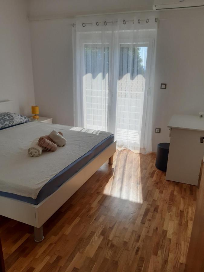 Apartmani Frano Vodice Exterior photo